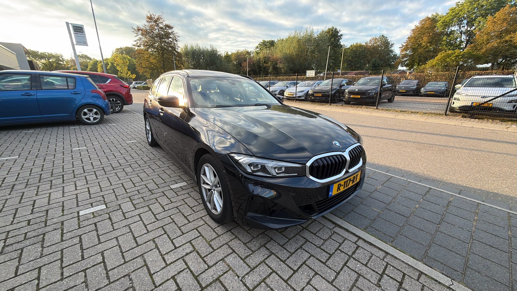 BMW 3 Series Touring 318d High Executive