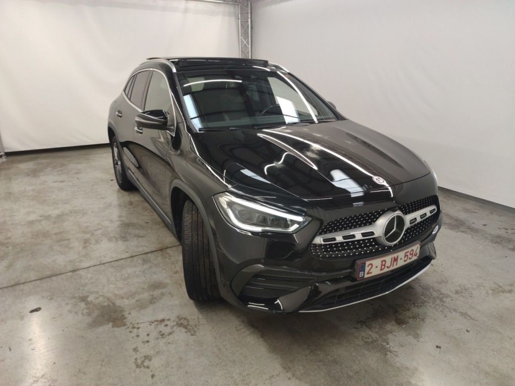 Mercedes-Benz GLA 250e Business Solution