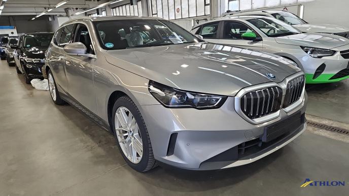 BMW 5 Series Touring 530e