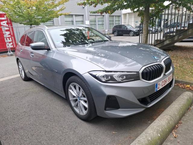 BMW 3 Series Touring 330e