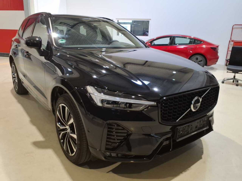 Volvo XC60 B5 Ultra Dark