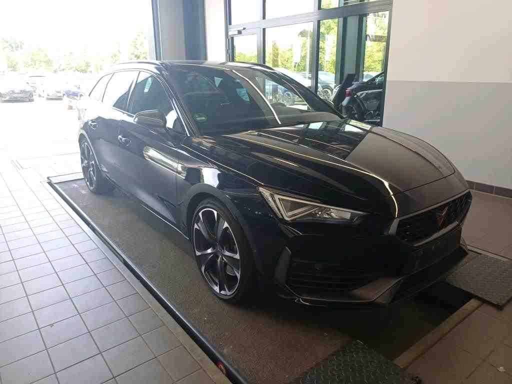 Cupra Leon Sportstourer 2.0 TSI VZ