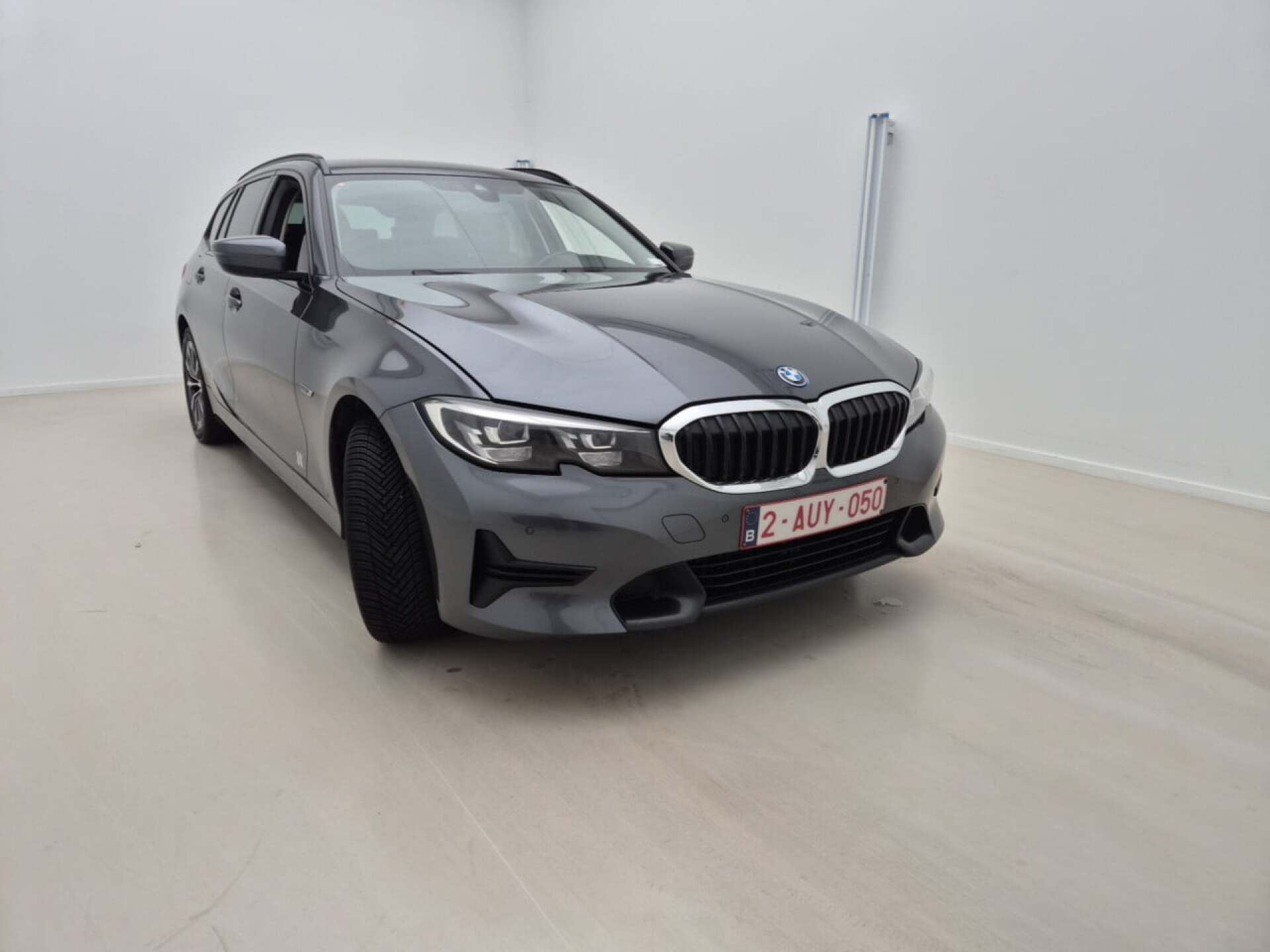 BMW 3 Series Touring 330e