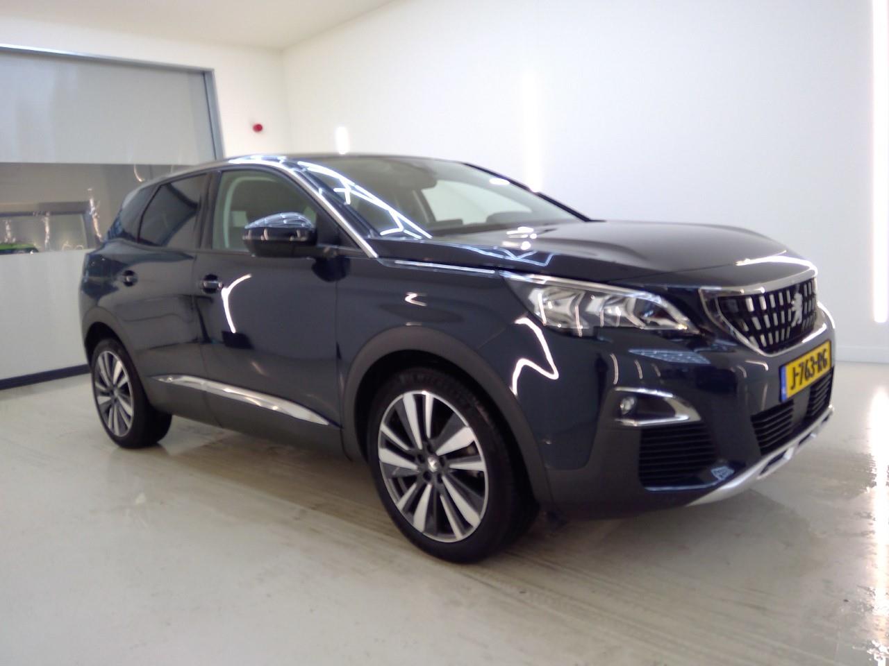 Peugeot 3008 1.2 Premium