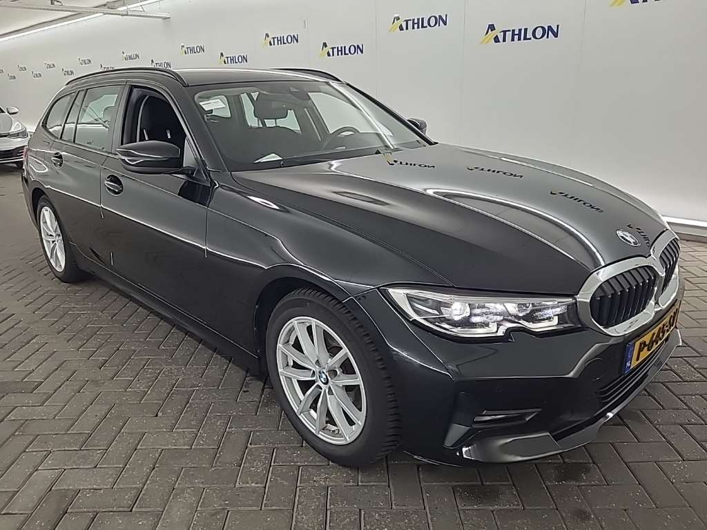 BMW 3 Series Touring 320i Business