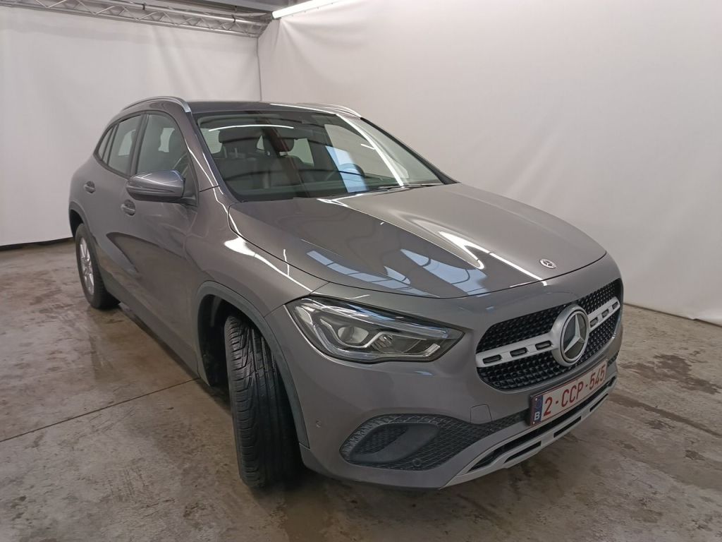 Mercedes-Benz GLA 180