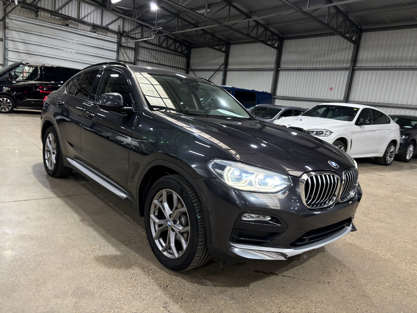 BMW X4 20d X Line