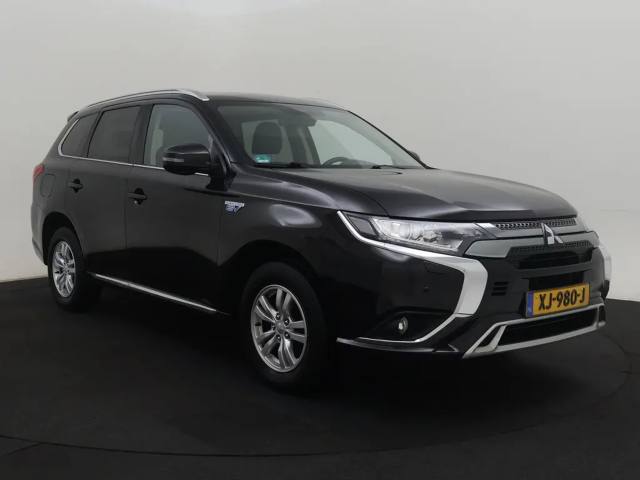 Mitsubishi Outlander 2.4 Pure