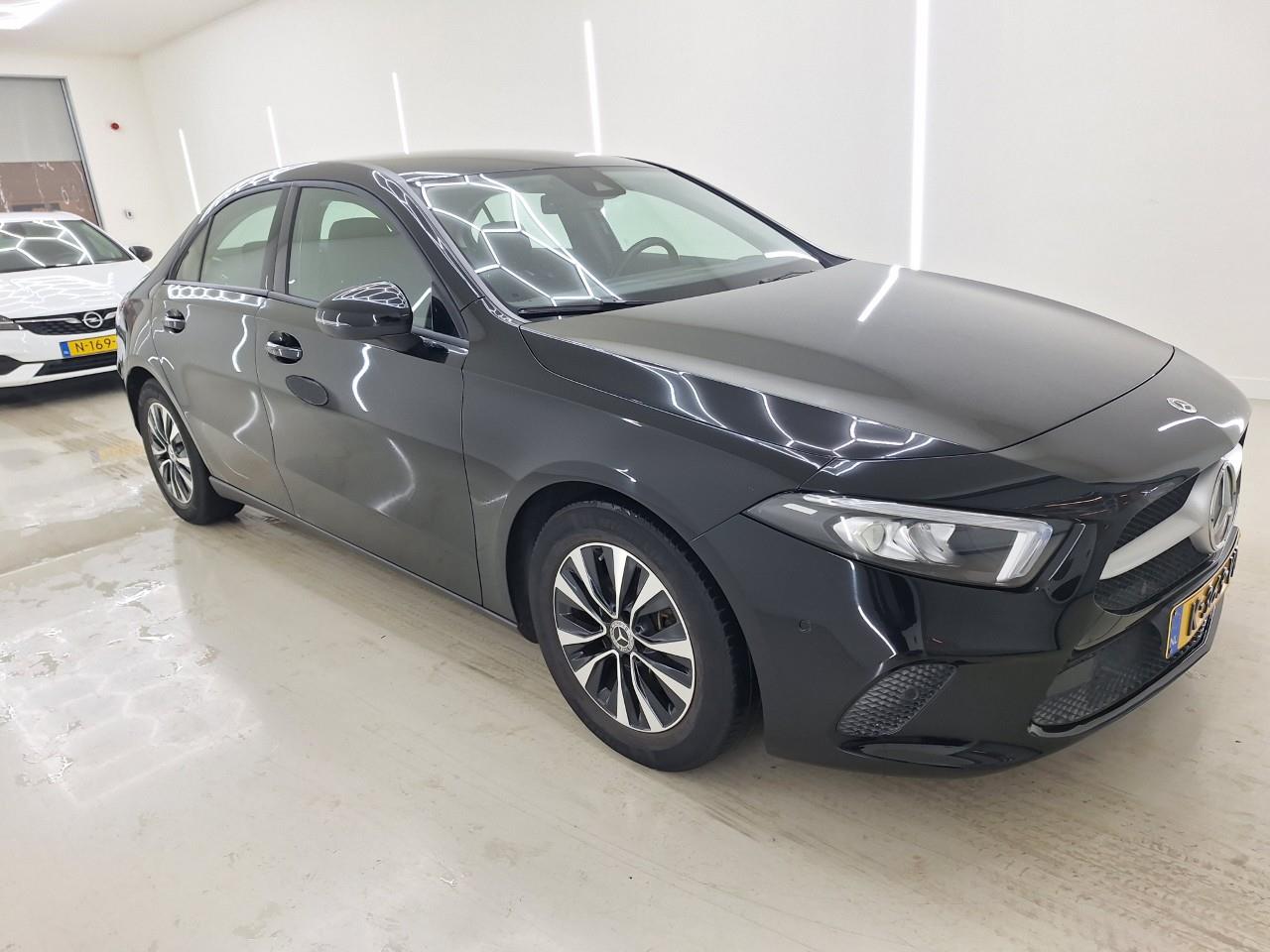 Mercedes-Benz A 180 Business Solution