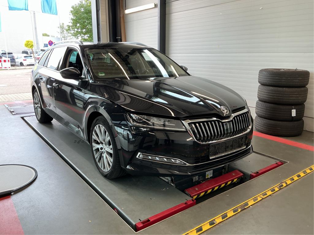 Škoda Superb Combi 2.0 TDI Style