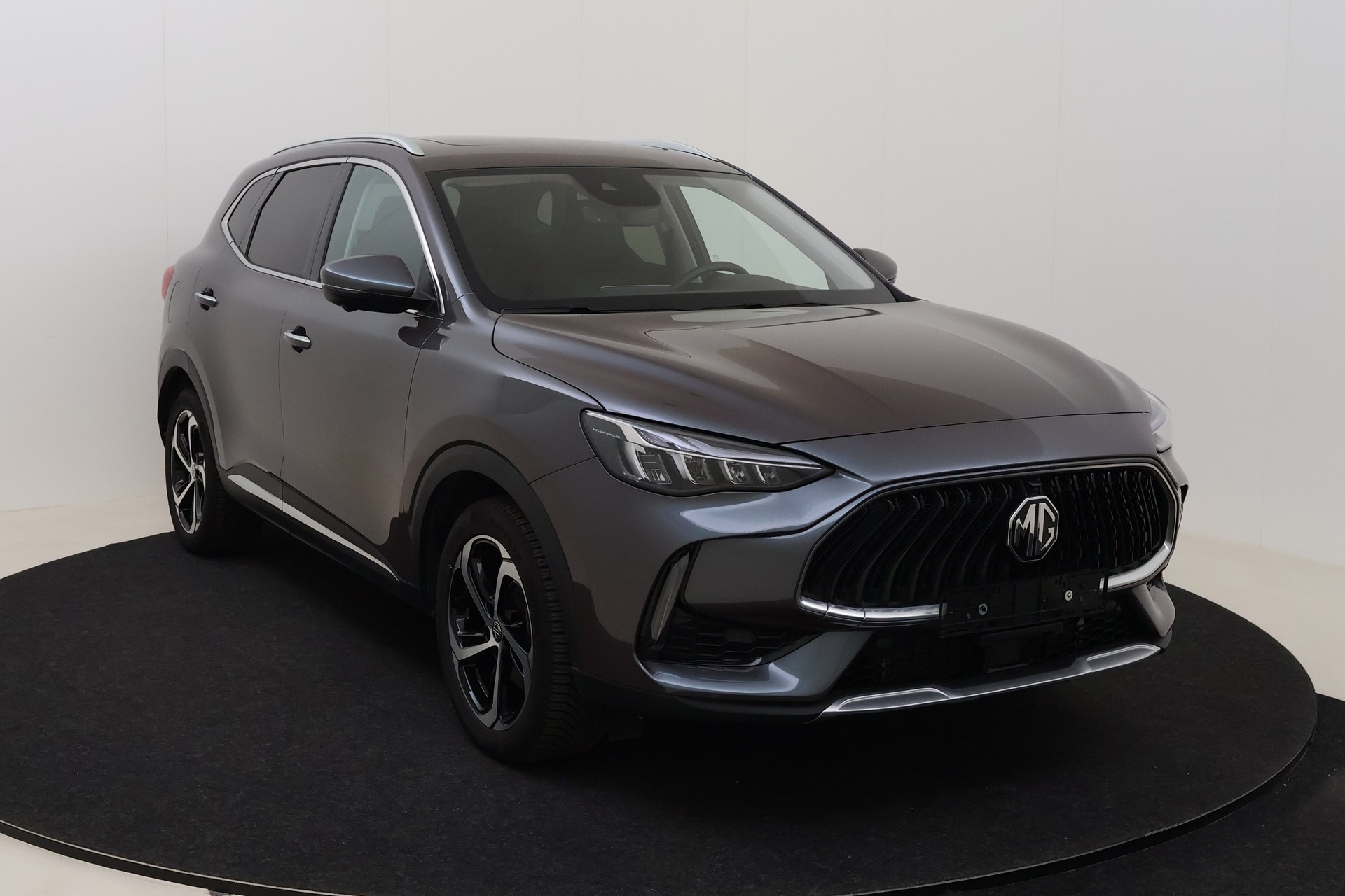 MG EHS 1.5 Luxury