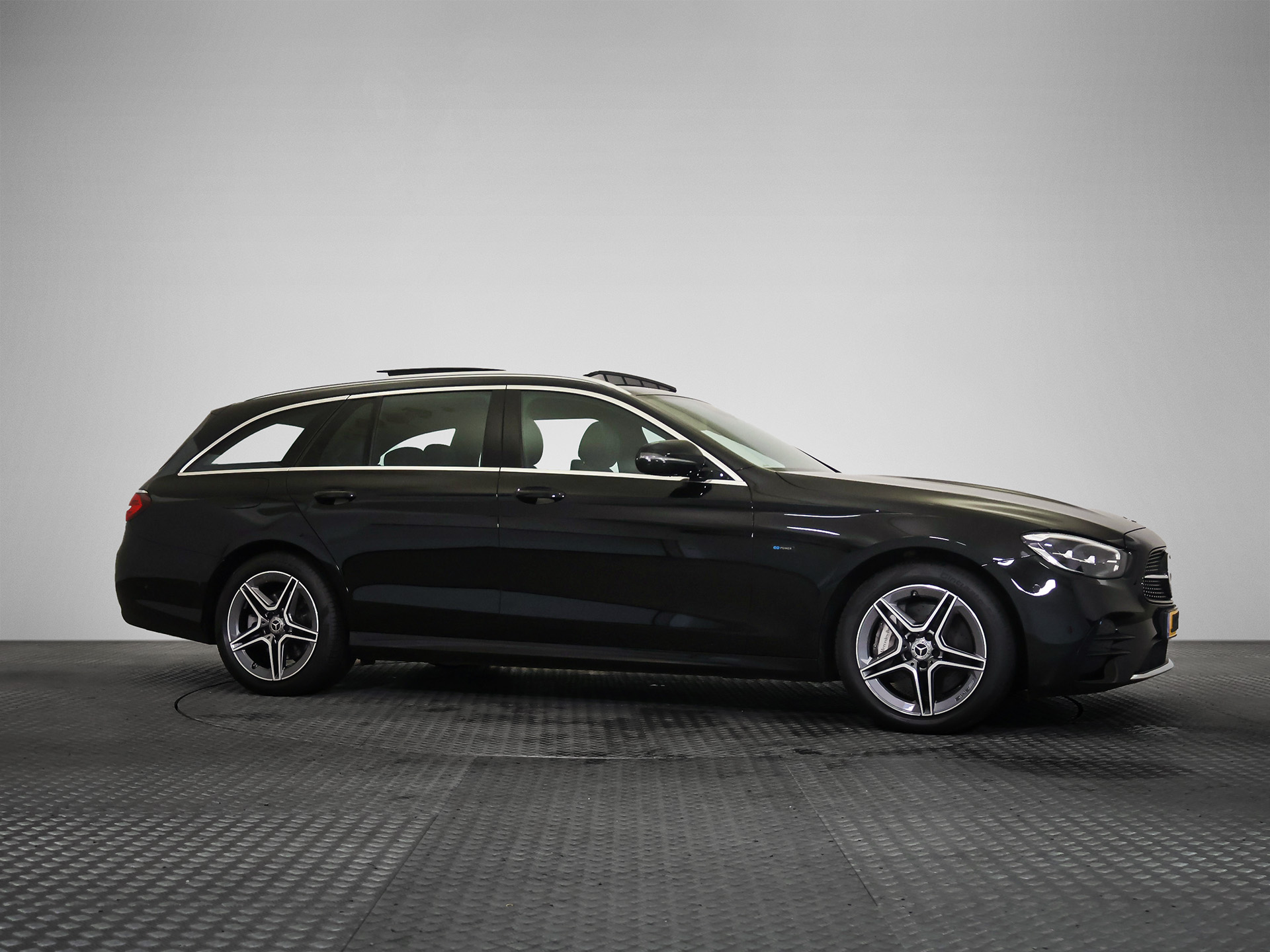 Mercedes-Benz E Break 300 AMG Line