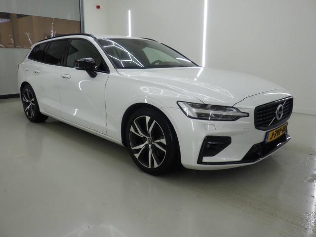 Volvo V60 B3 R-Design