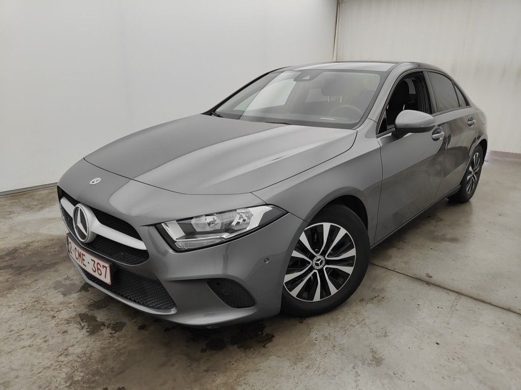 Mercedes-Benz A-Klasse Limousine A 180d Business Solution Essential Aut. 4d