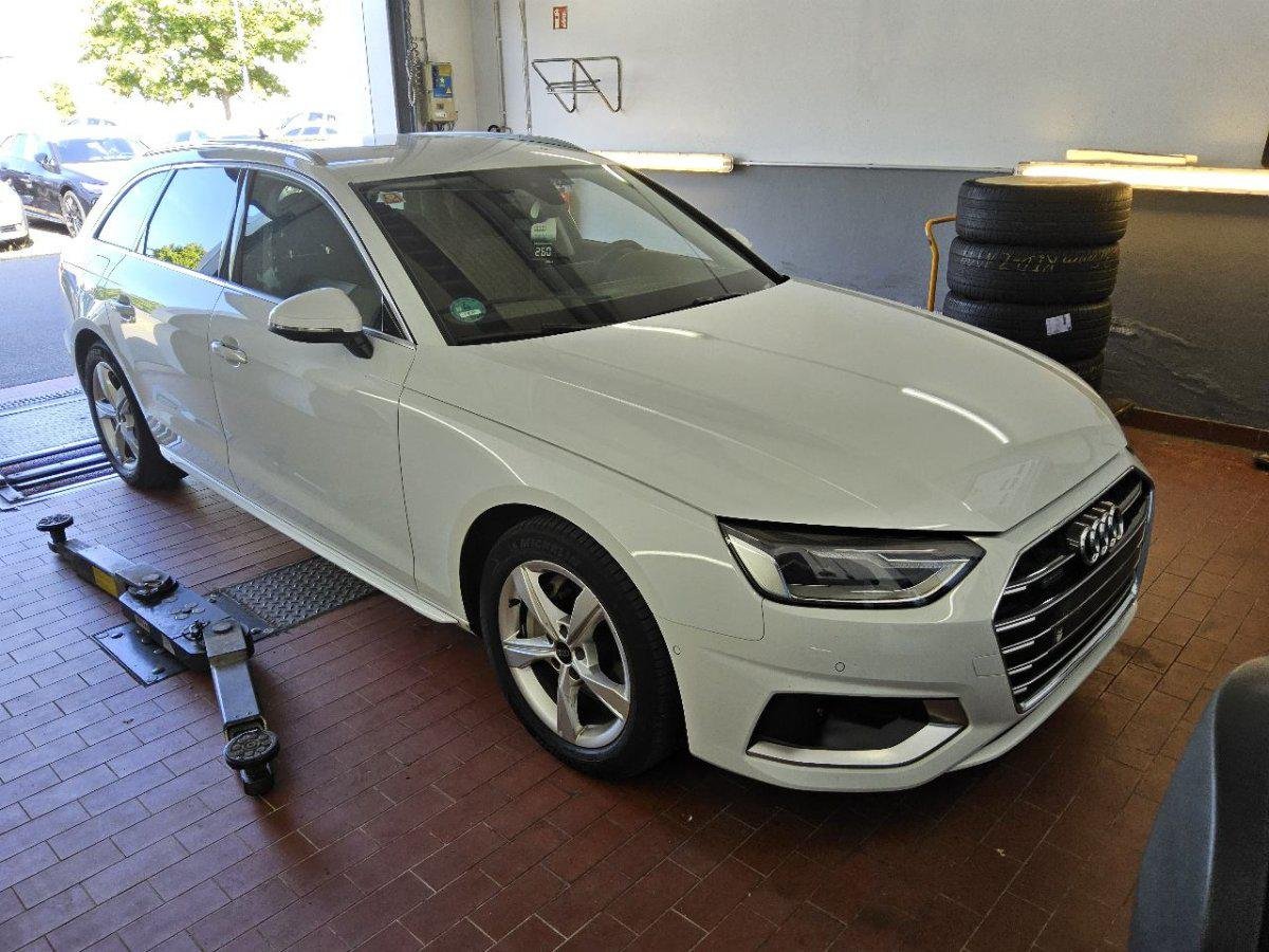 Audi A4 Avant 40 TDI Advanced