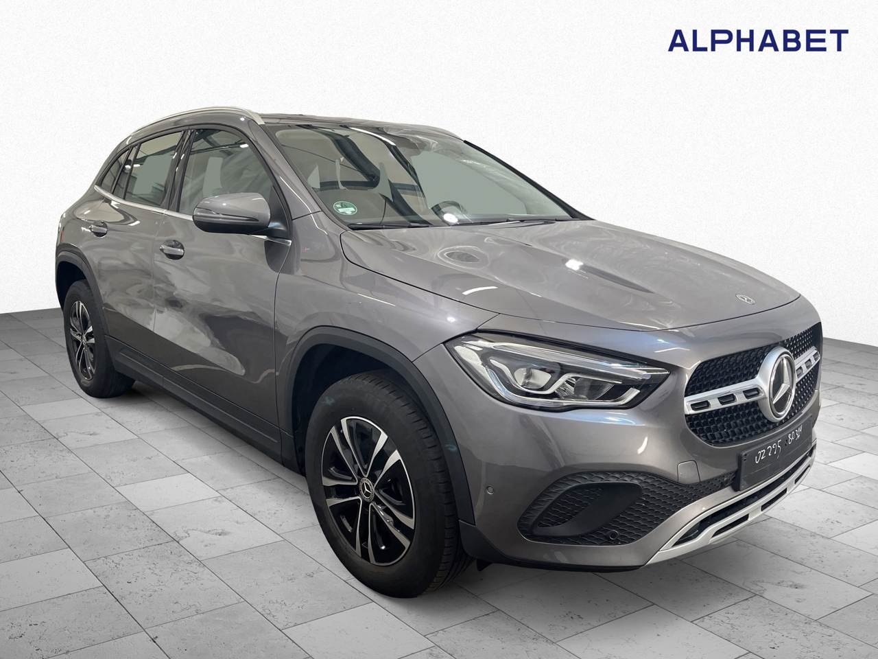 Mercedes-Benz GLA 180d Style
