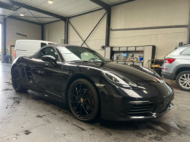 Porsche 718 Boxster 2.0