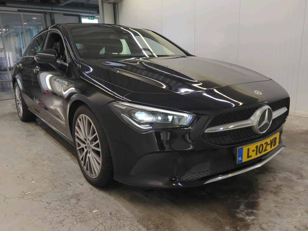 Mercedes-Benz CLA Shooting Brake 200 Luxury
