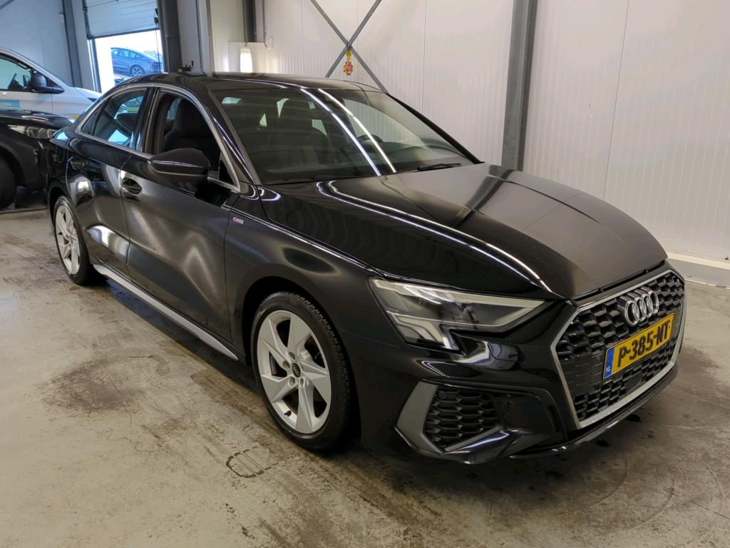 Audi A3 30 TFSI S Edition