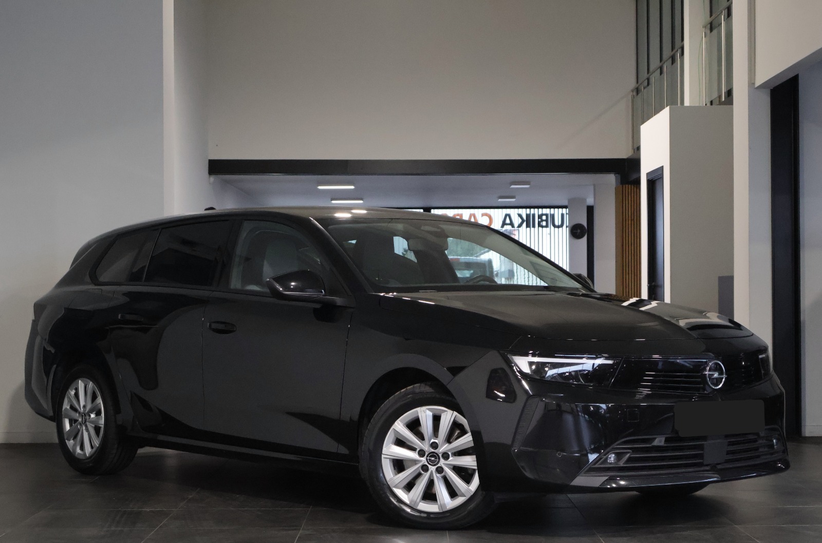 Opel Astra Sports Tourer 1.2 Business