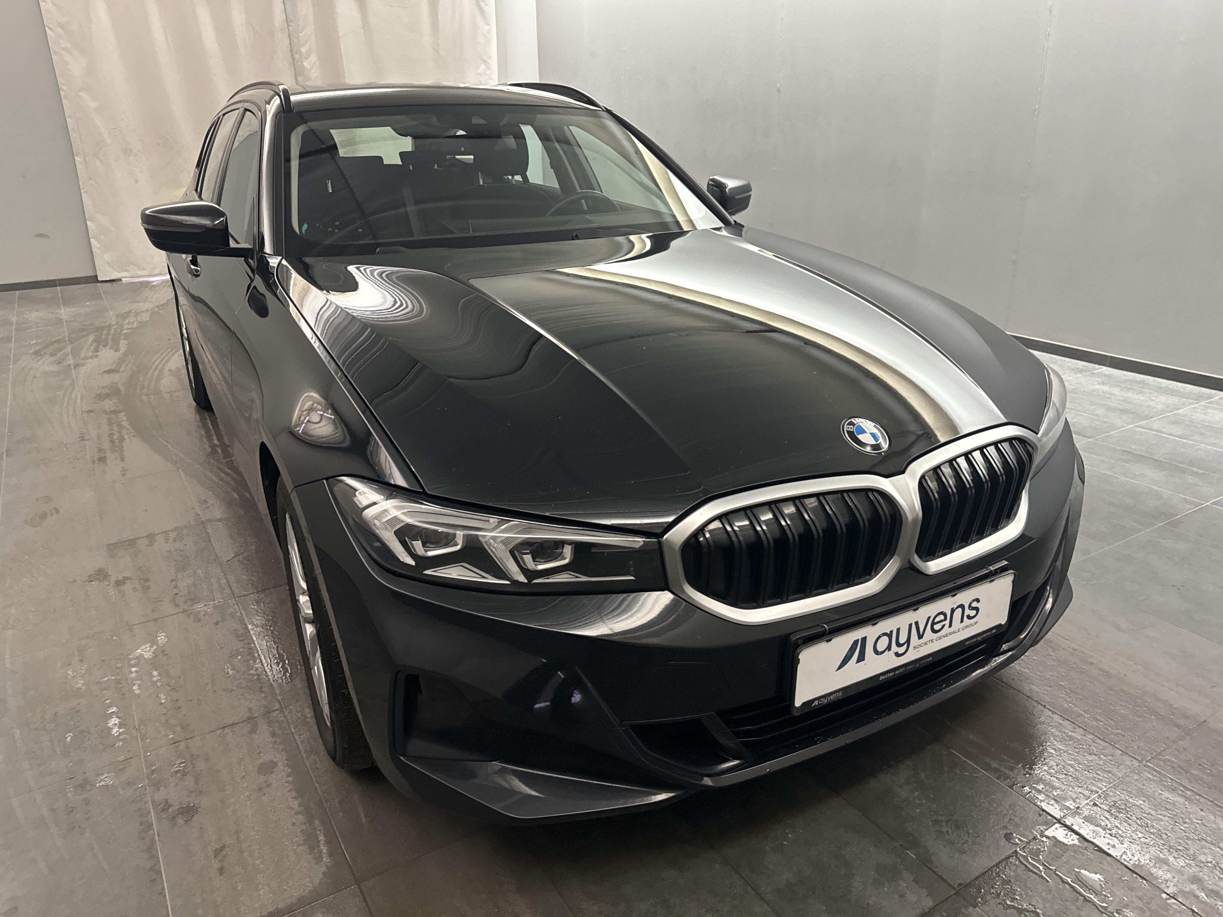 BMW 3 Series Touring 318i