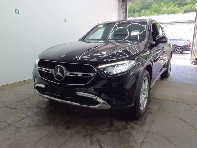 Mercedes-Benz GLC 200 Avantgarde Advanced