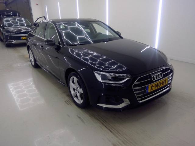Audi A4 35 TFSI Advanced