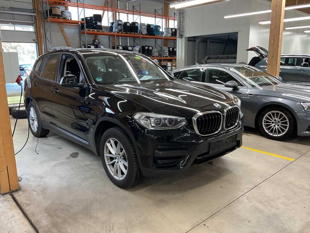 BMW X3 20i Advantage