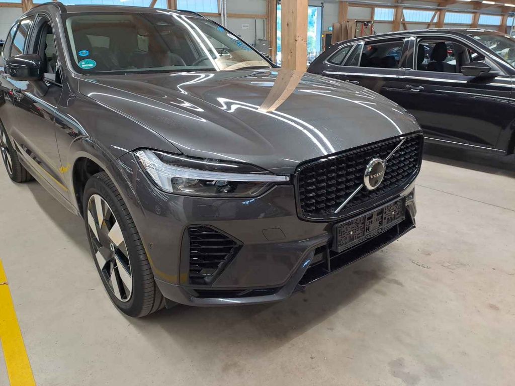 Volvo XC60 Ultimate Dark