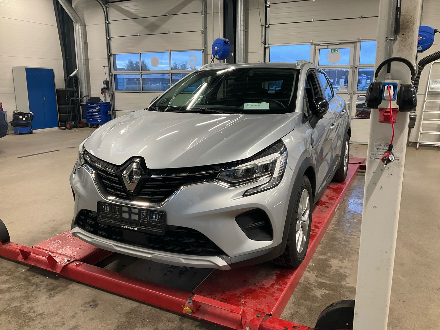 Renault Captur 1.3 TCe 130 ZEN EDC UA! SUV