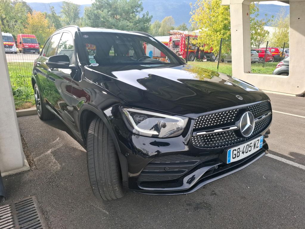 Mercedes-Benz GLC 300de AMG Line