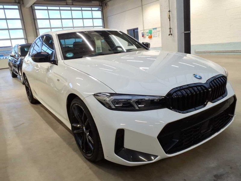 BMW 3 Series 320i