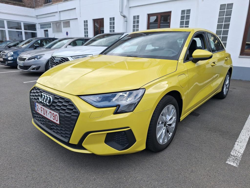 Audi A3 Sportback Phev 40 Tfsi e Attraction S tronic (150 kW) 110 kw.