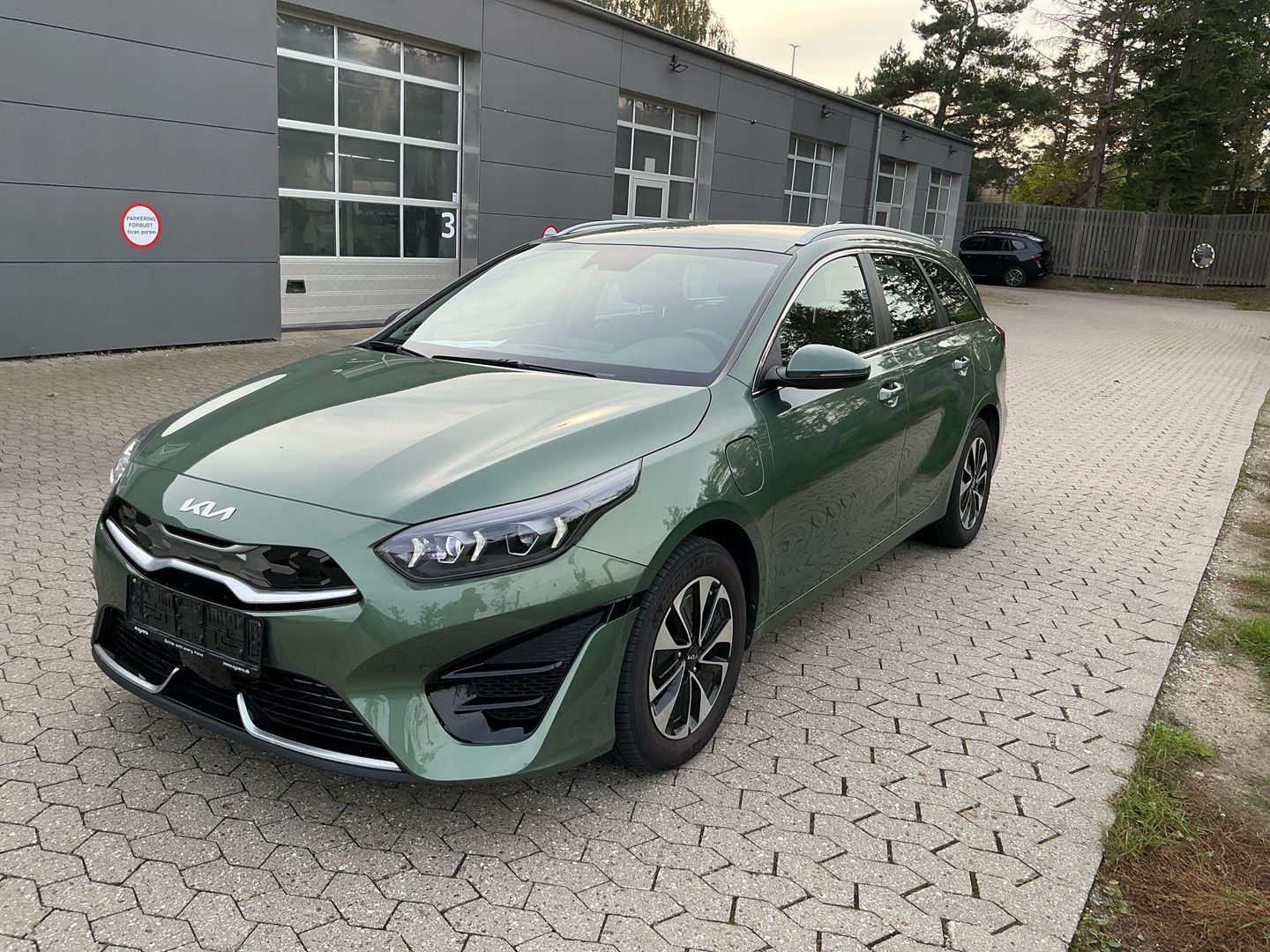 Kia Ceed 1.6 GDI Phev 141 Prestige Dct UA!' Station Wagon