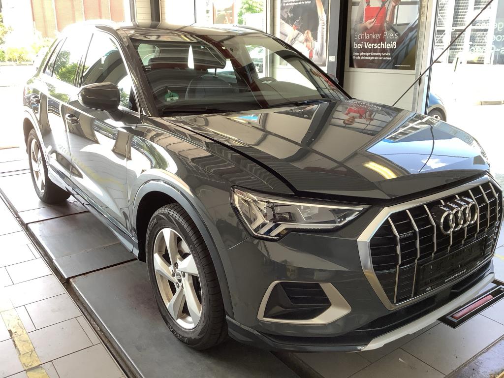 Audi Q3 40 TDI Advanced