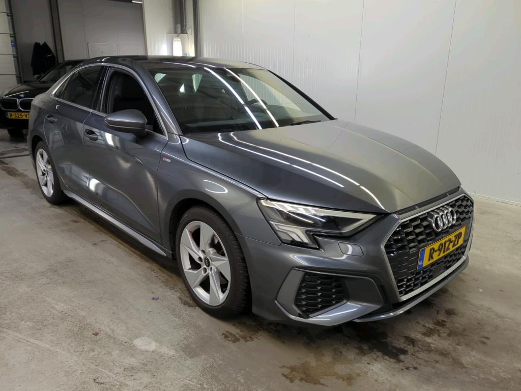 Audi A3 30 TFSI S Edition
