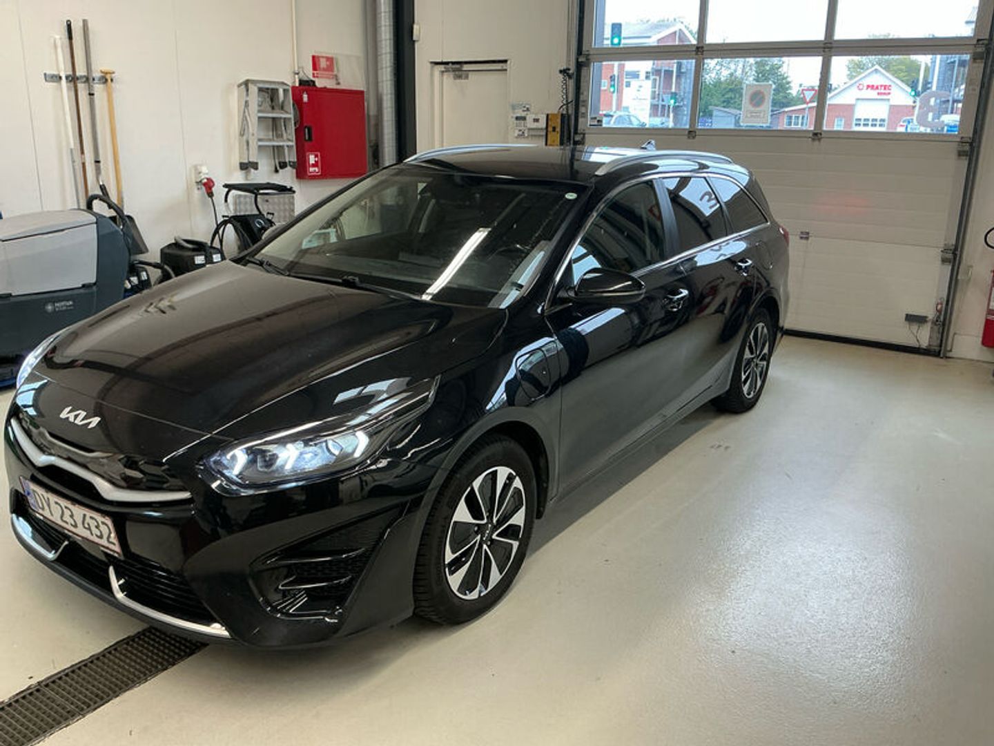 Kia Ceed 1.6 GDI Phev 141 Prestige Dct MY22 UA!' Station Wagon