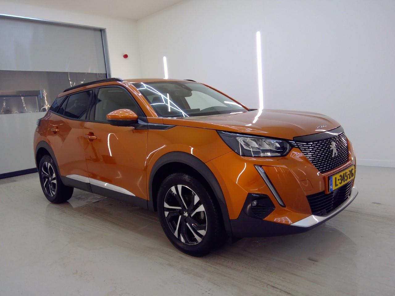 Peugeot 2008 1.2i Allure Pack
