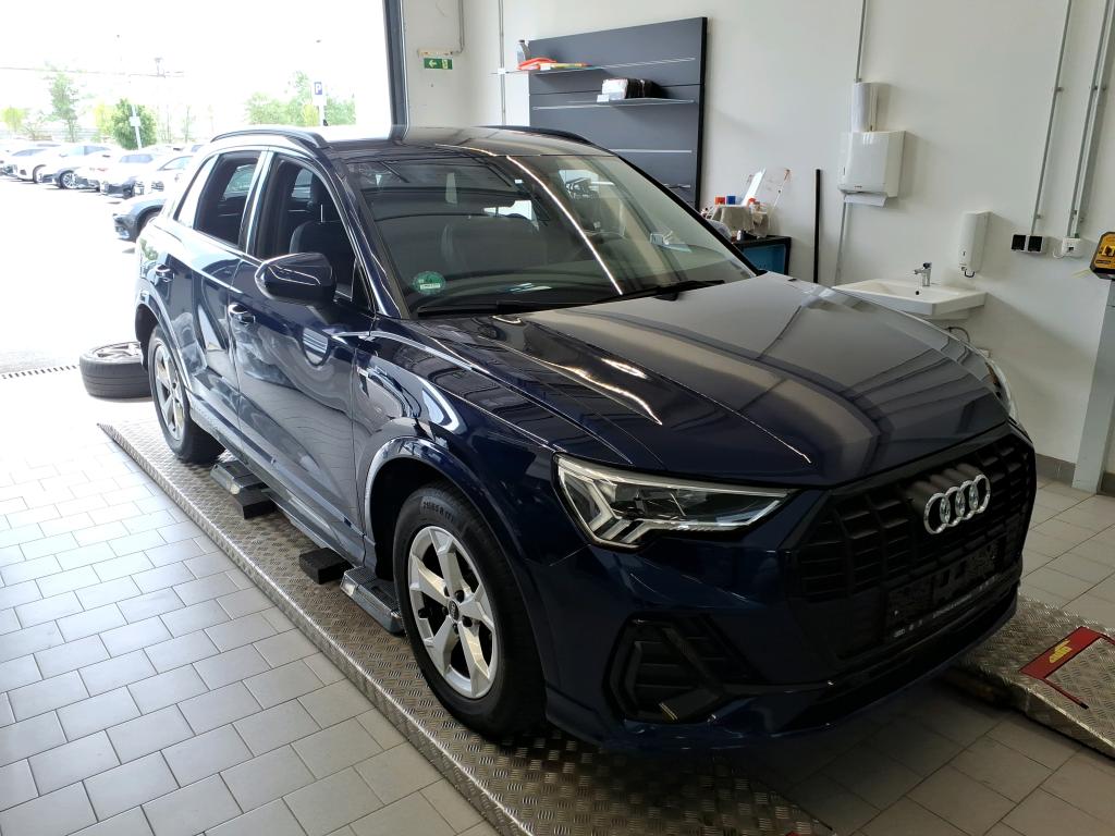 Audi Q3 35 Tfsi S Line