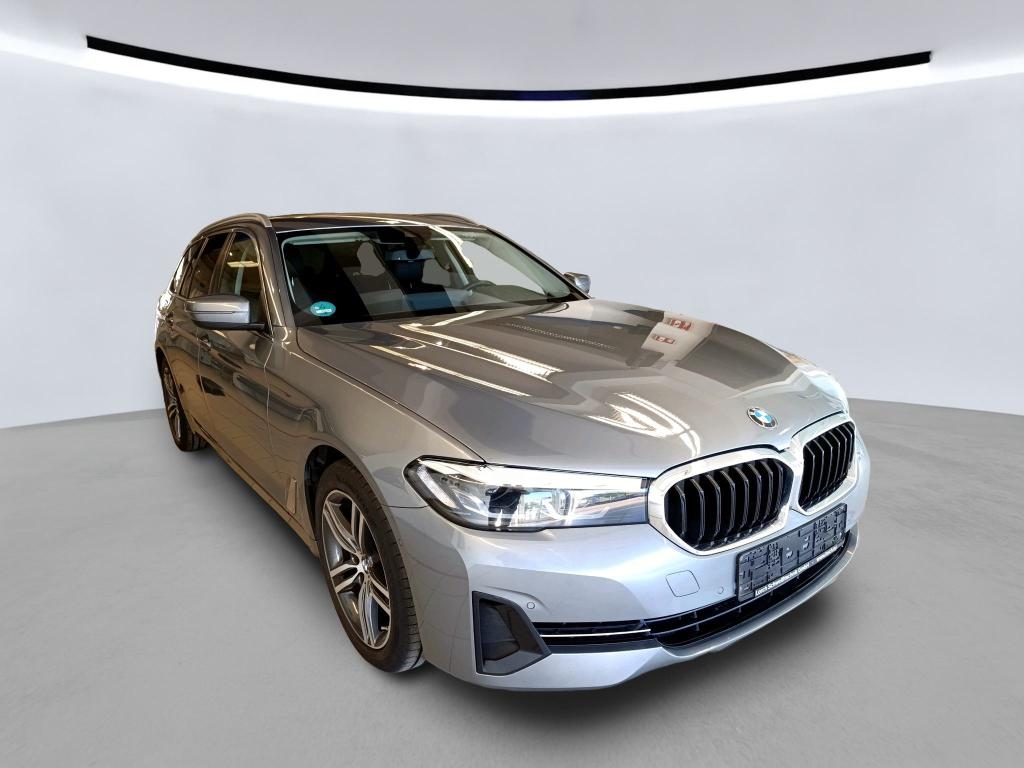 BMW 5 Series Touring 520d