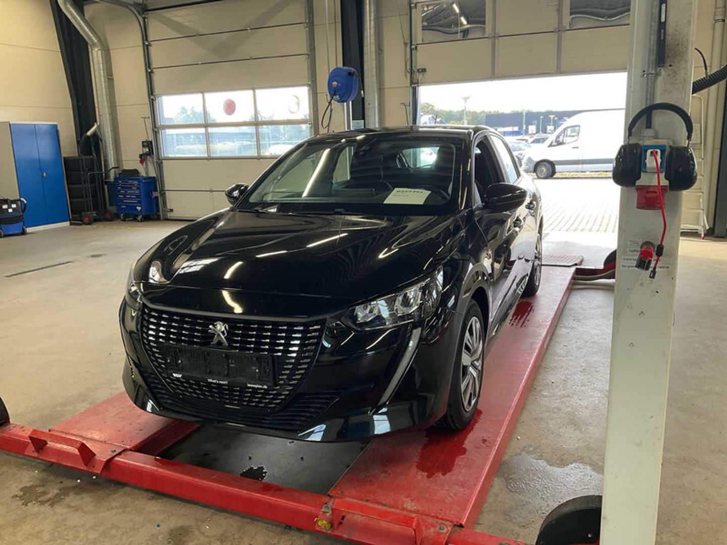 Peugeot 208 Active+ PureTech 75 UA! Hatchback