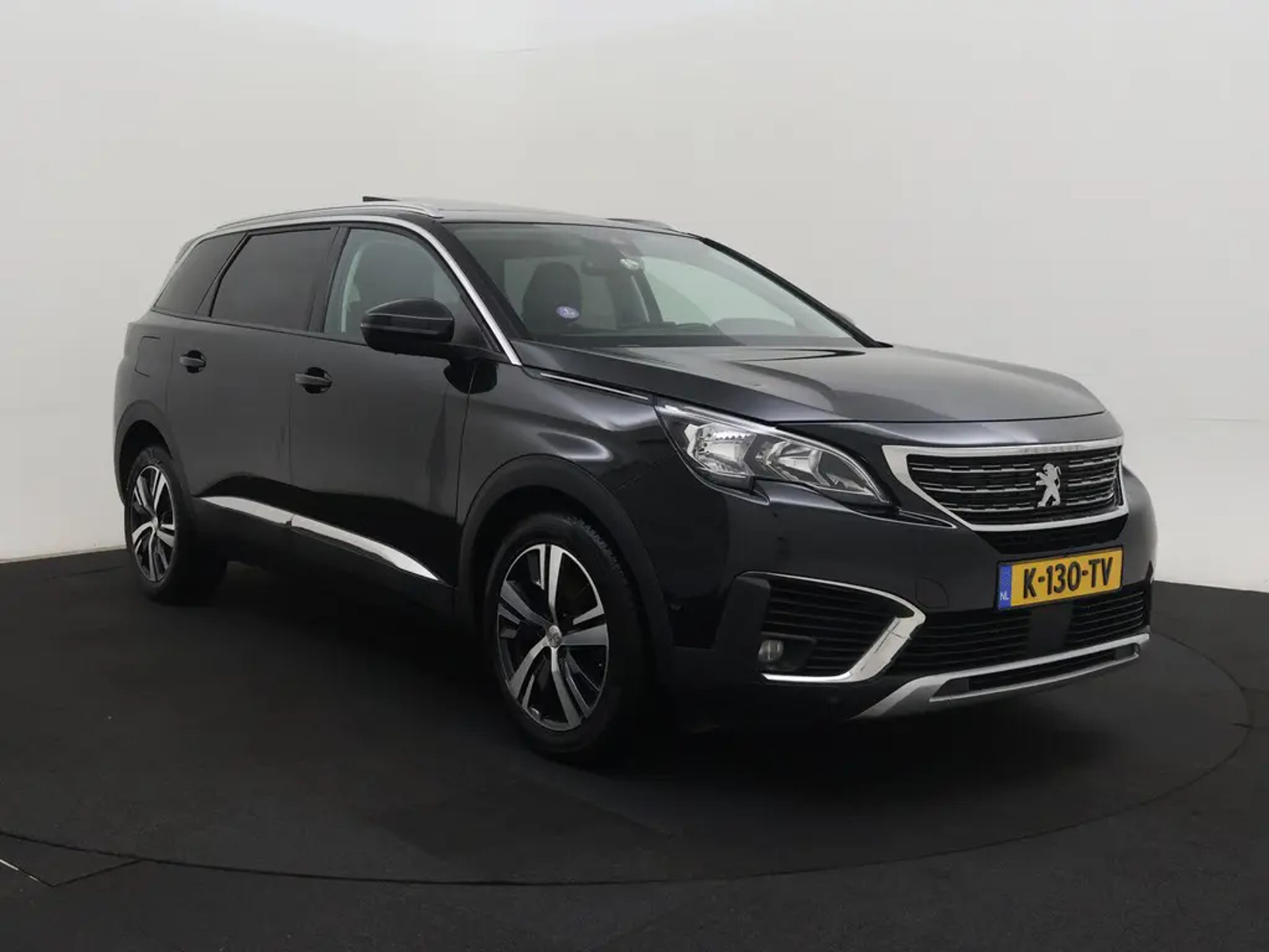 Peugeot 5008 1.2i Allure