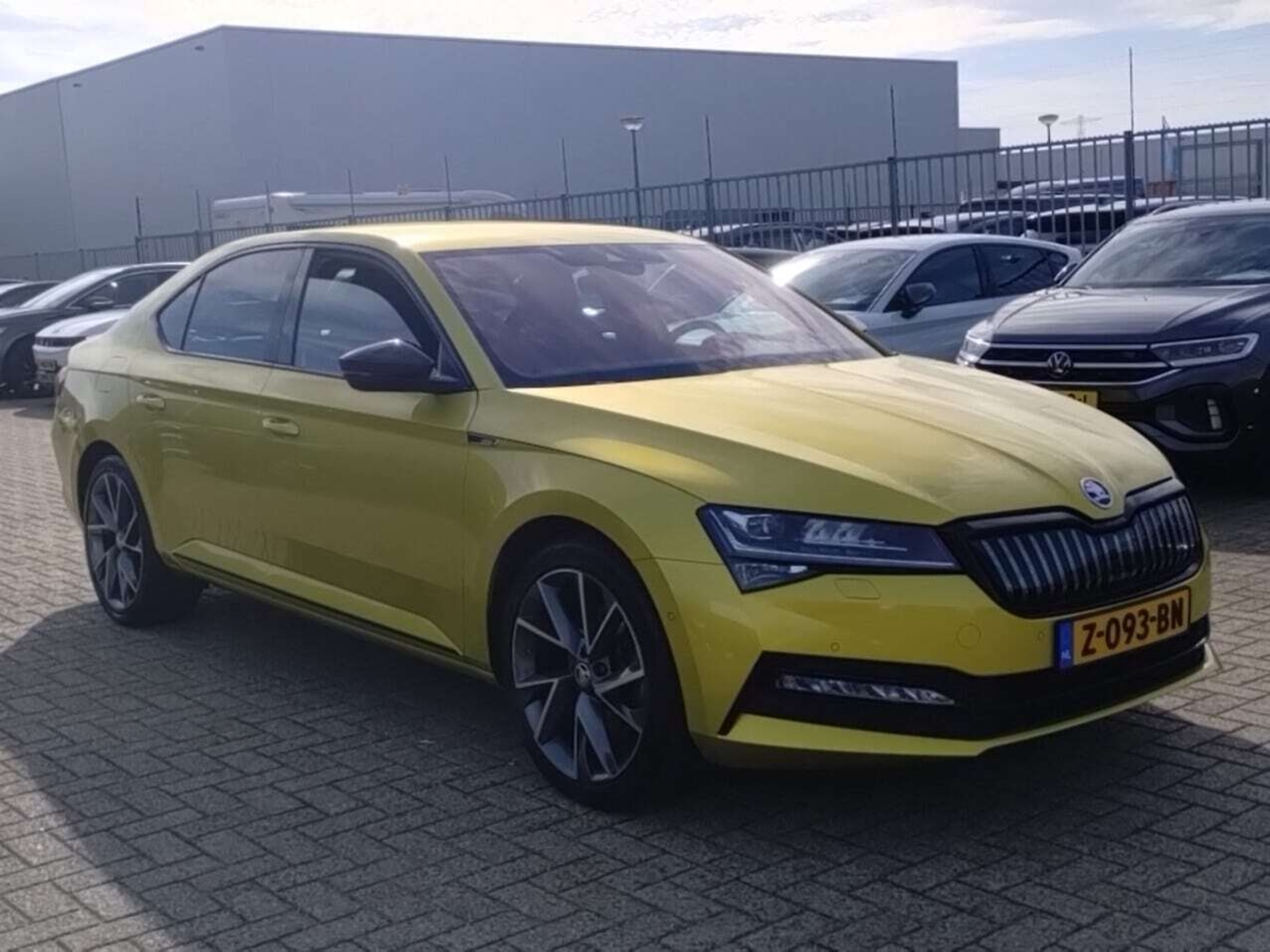 Škoda Superb 1.4 TSI Sportline