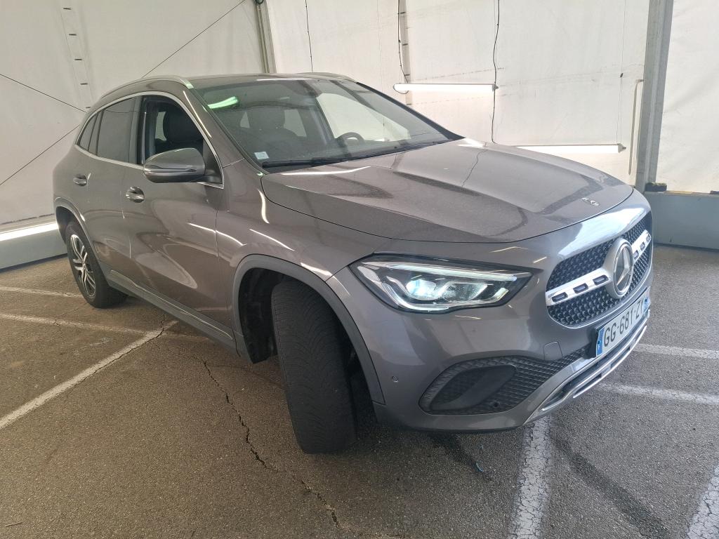 Mercedes-Benz GLA 200d progressive