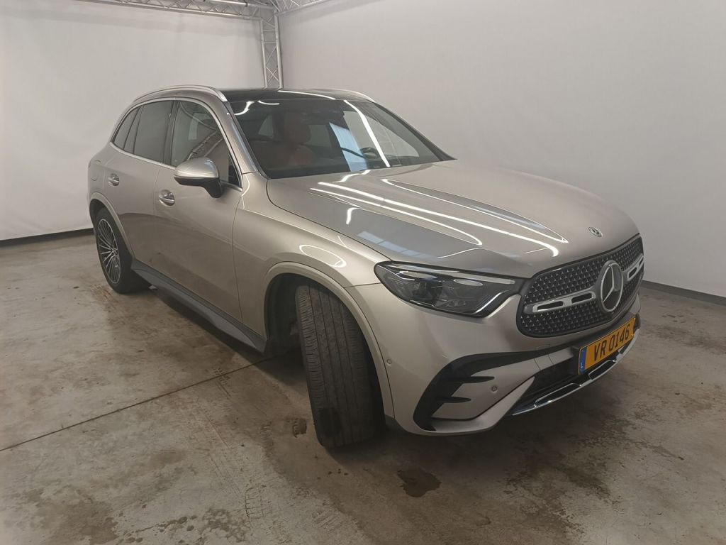Mercedes-Benz GLC 220d AMG Line