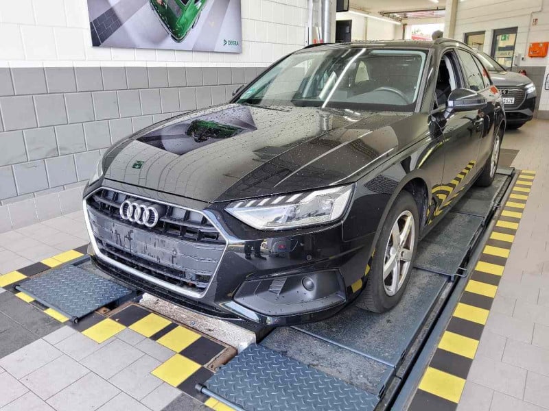 Audi A4 Avant (8WD)(05.2019->) DE