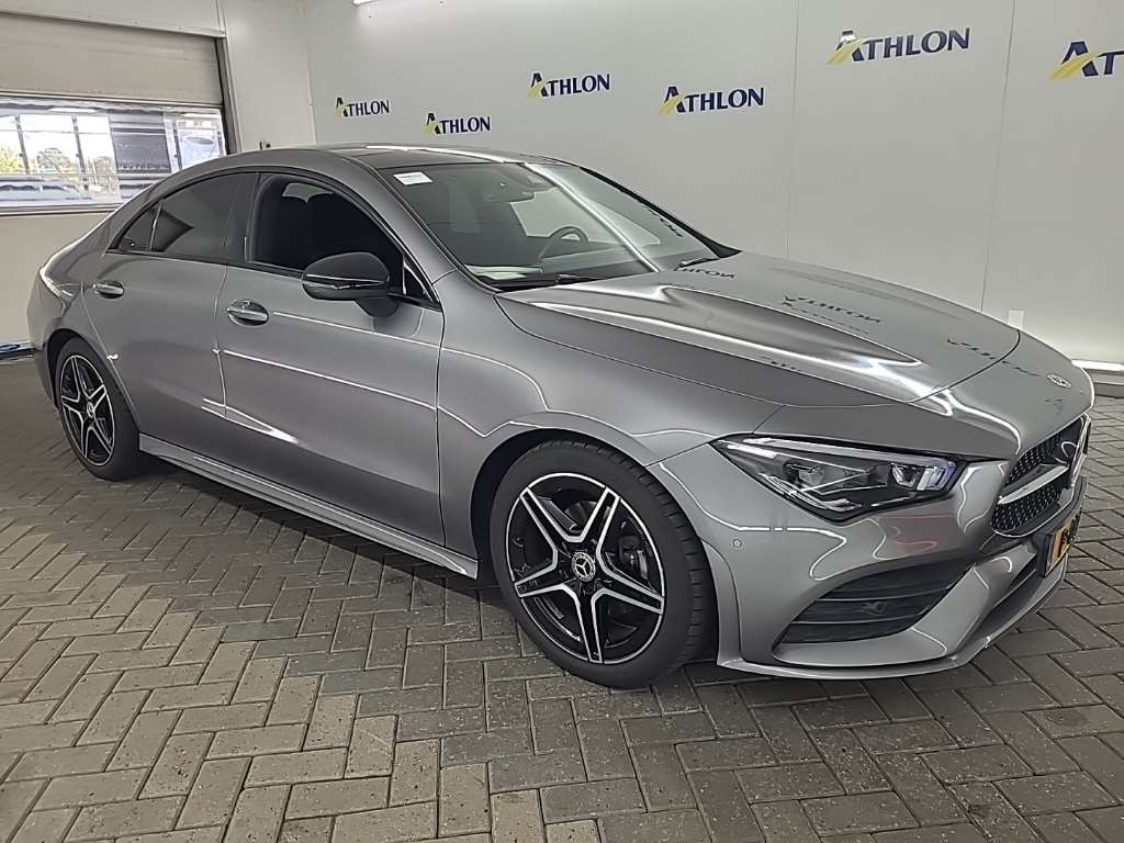 Mercedes-Benz CLA 180 Business Solution AMG