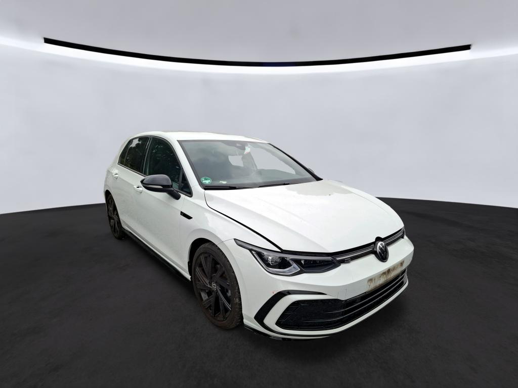 Volkswagen Golf 1.5 eTSI R-Line