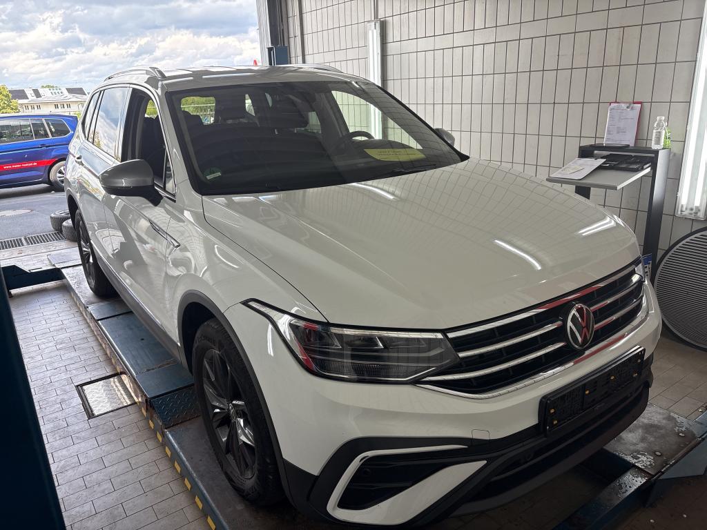 Volkswagen Tiguan Allspace 1.5 TSI Life