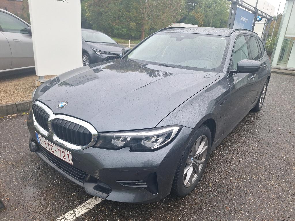 BMW 3 Series Touring 330e